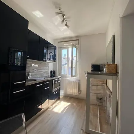 Avec Terrasse A アパート ドーヴィル